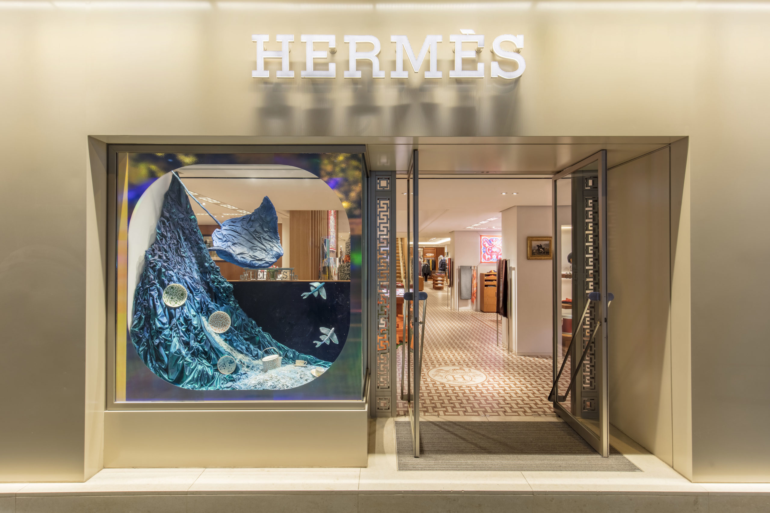 Coral Eternal - Hermès - Aude Bourgine